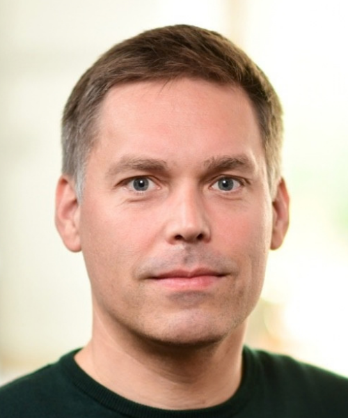 Mr Arno Held